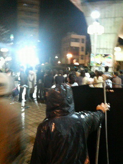 雨ロケ