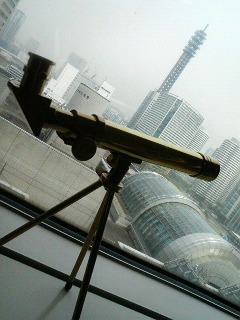 覗いて